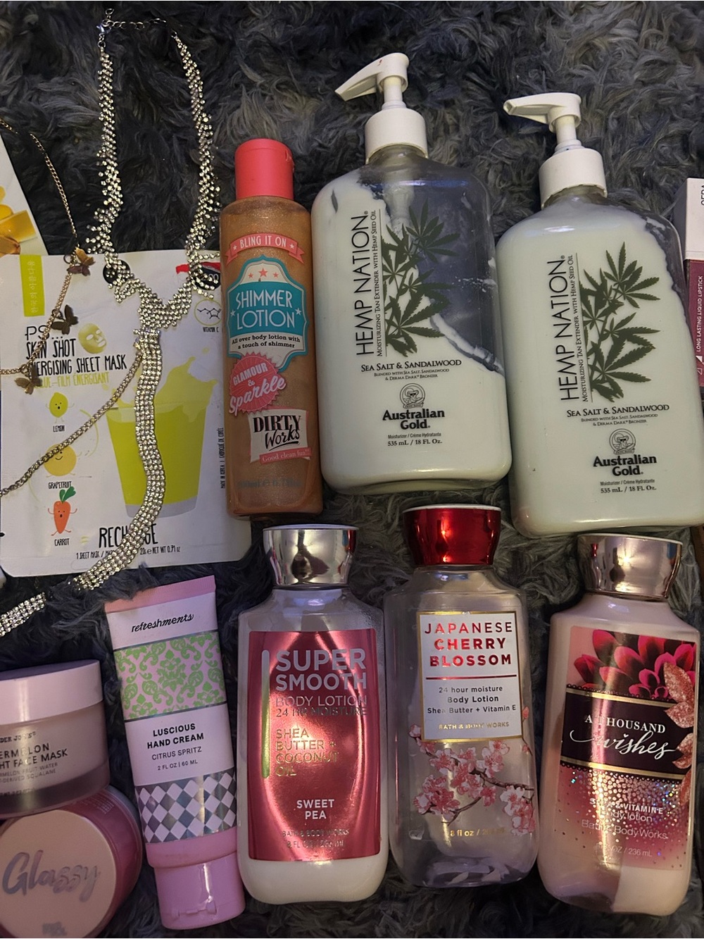 Necklaces and Self Care Huge Bundle Lot - Picture 4 of 7